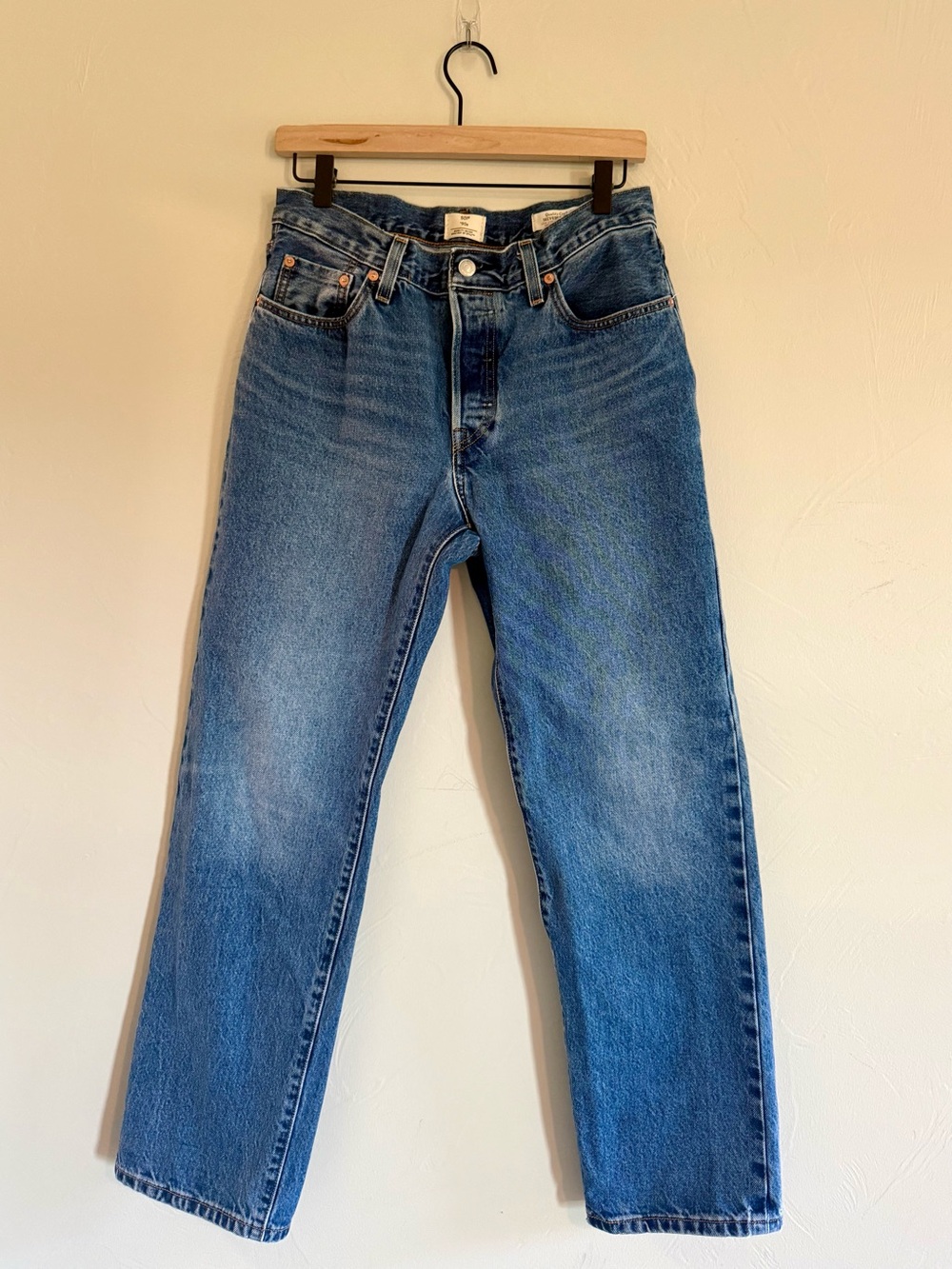 Levi’s 501 ’90s Selvedge Jeans Women’s 26 Medium Wash Straight Leg